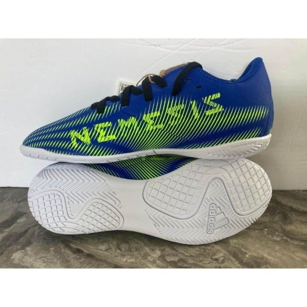 New Kids Youth Sz‎ 2.5 Adidas Nemeziz Soccer Boots New Without Box